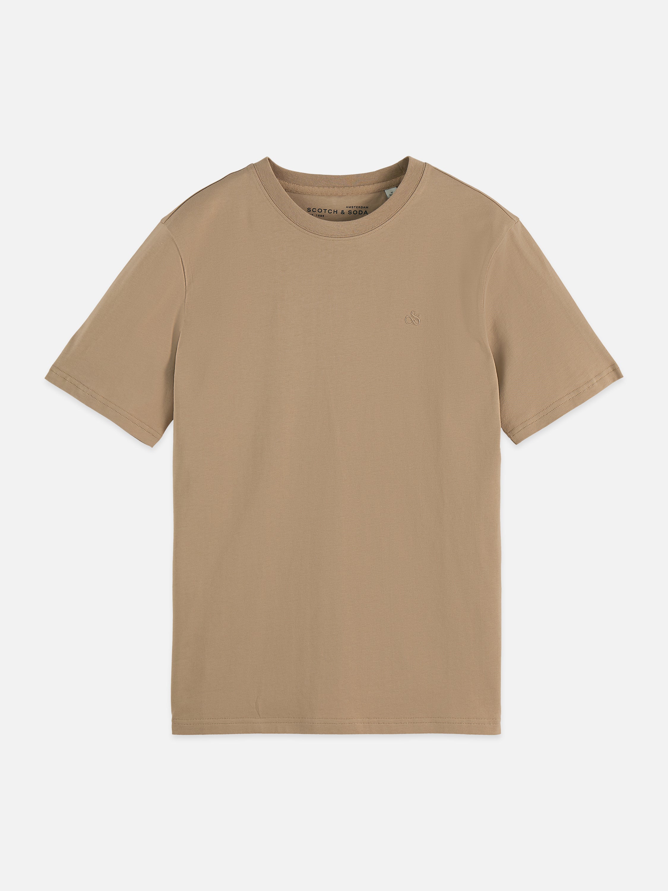 Seasonal Essentials logo T-shirt - Image 12