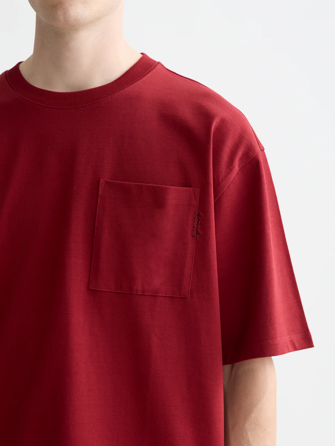 Seasonal Essentials 3 crosses pocket loose T-shirt - Image 17