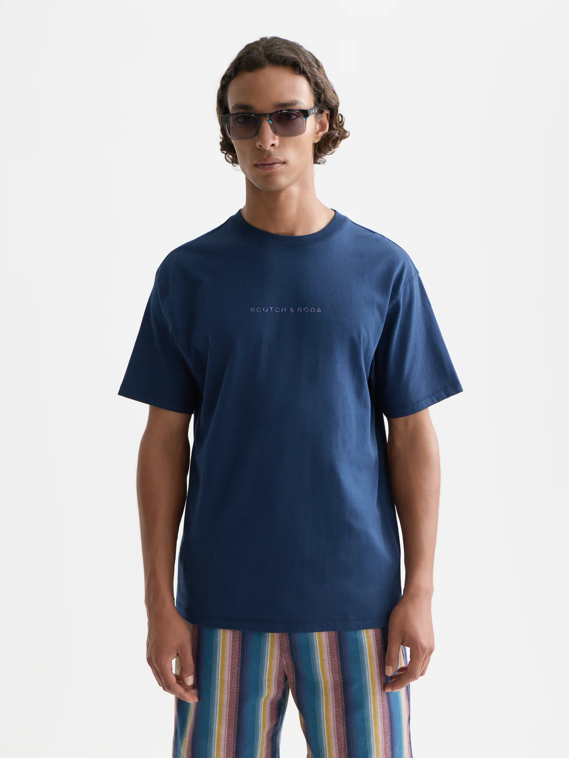 Seasonal Essentials artwork relaxed T-shirt - Image 15
