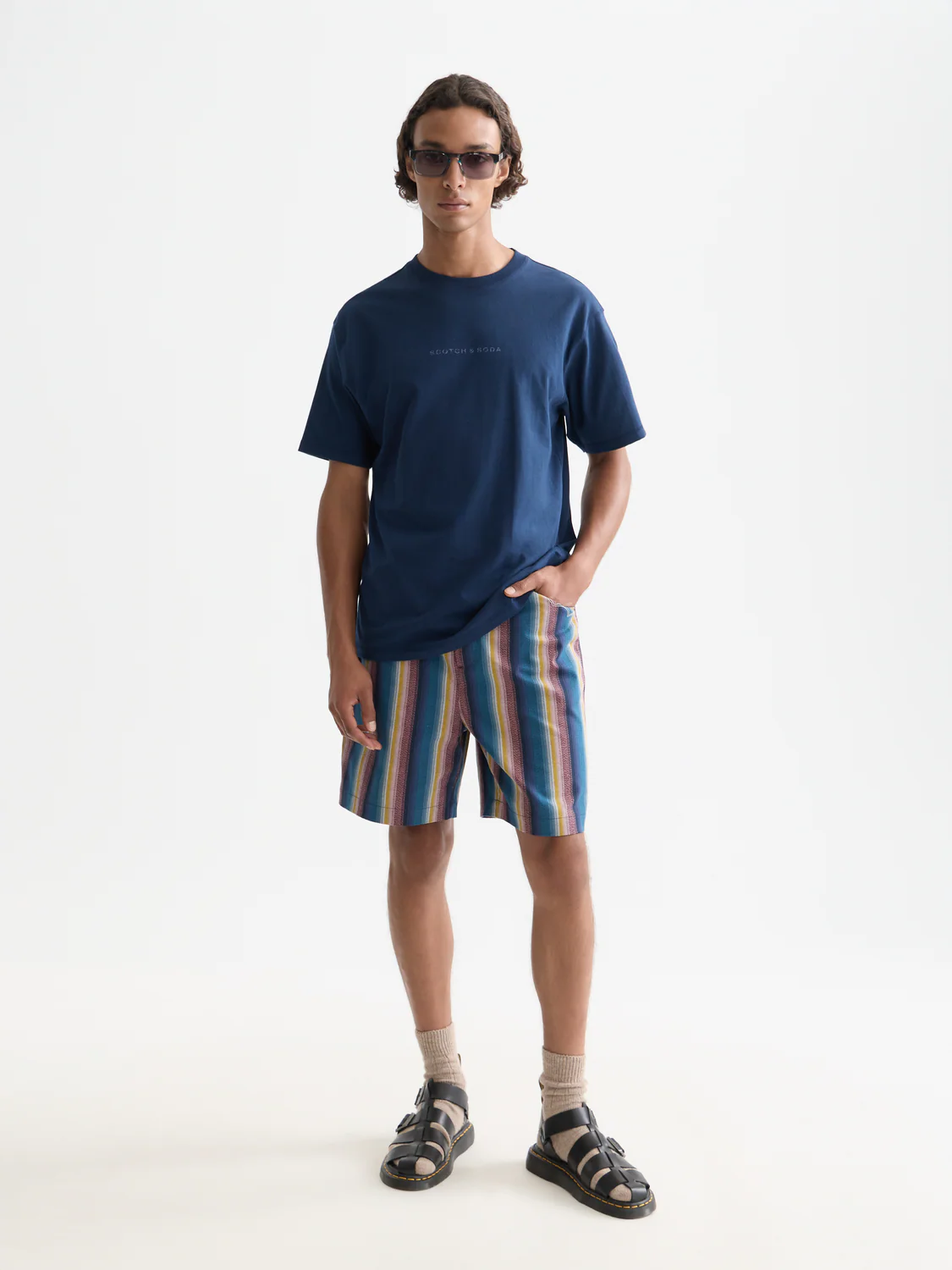 Seasonal Essentials artwork relaxed T-shirt - Image 16