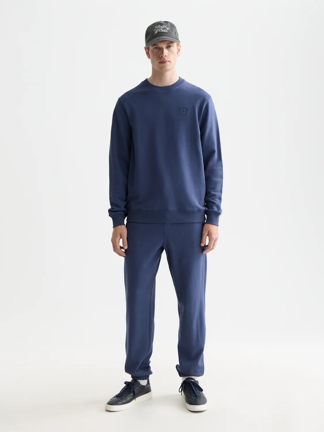 Seasonal core logo badge regular-fit sweatshirt - Image 16