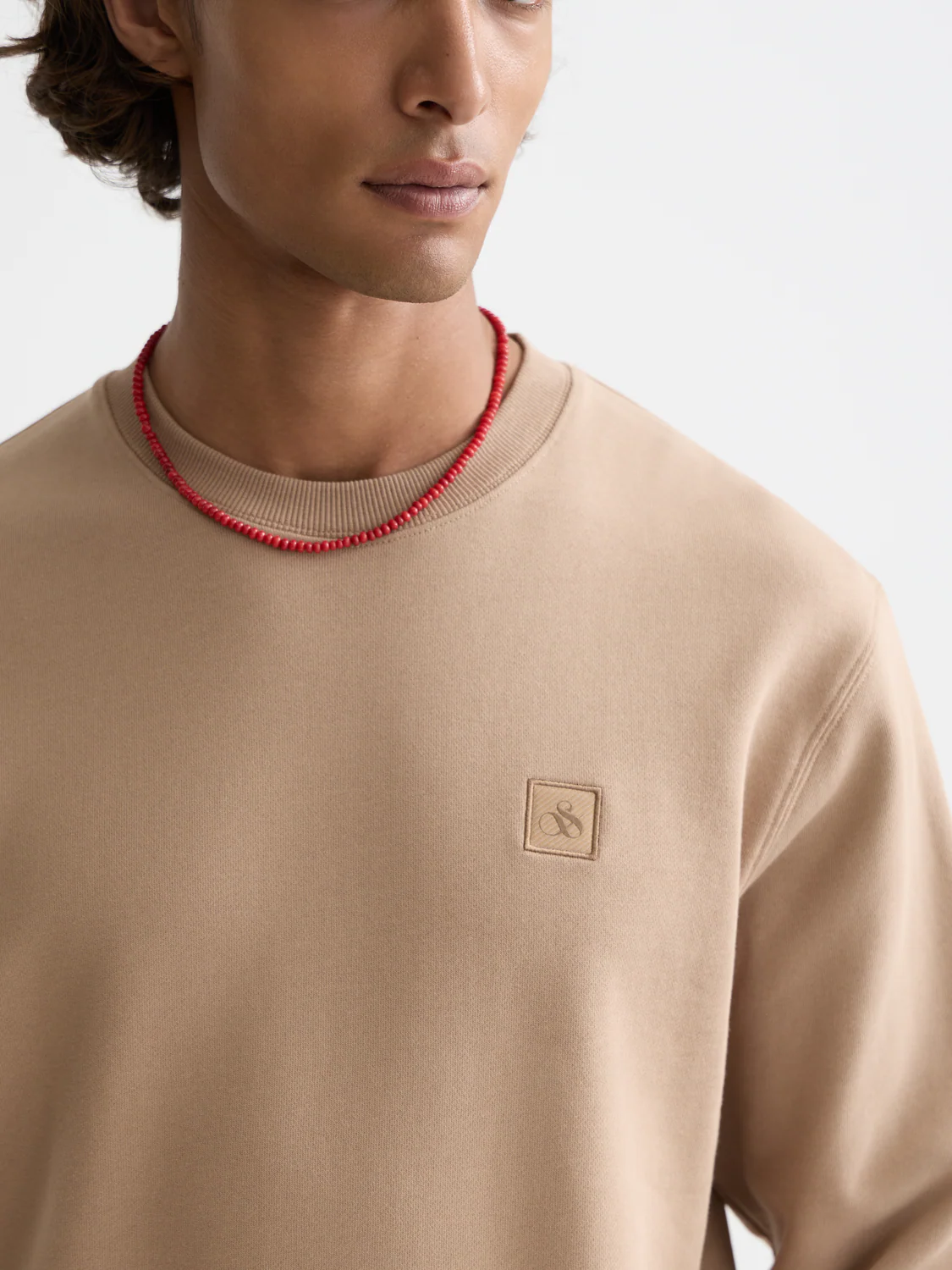 Seasonal core logo badge regular-fit sweatshirt - Image 3
