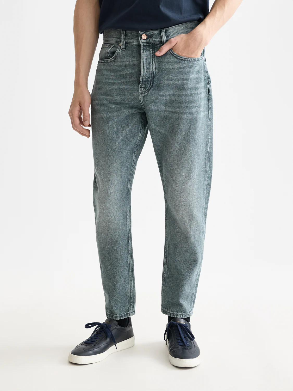 The Dean loose taper jeans - Image 2