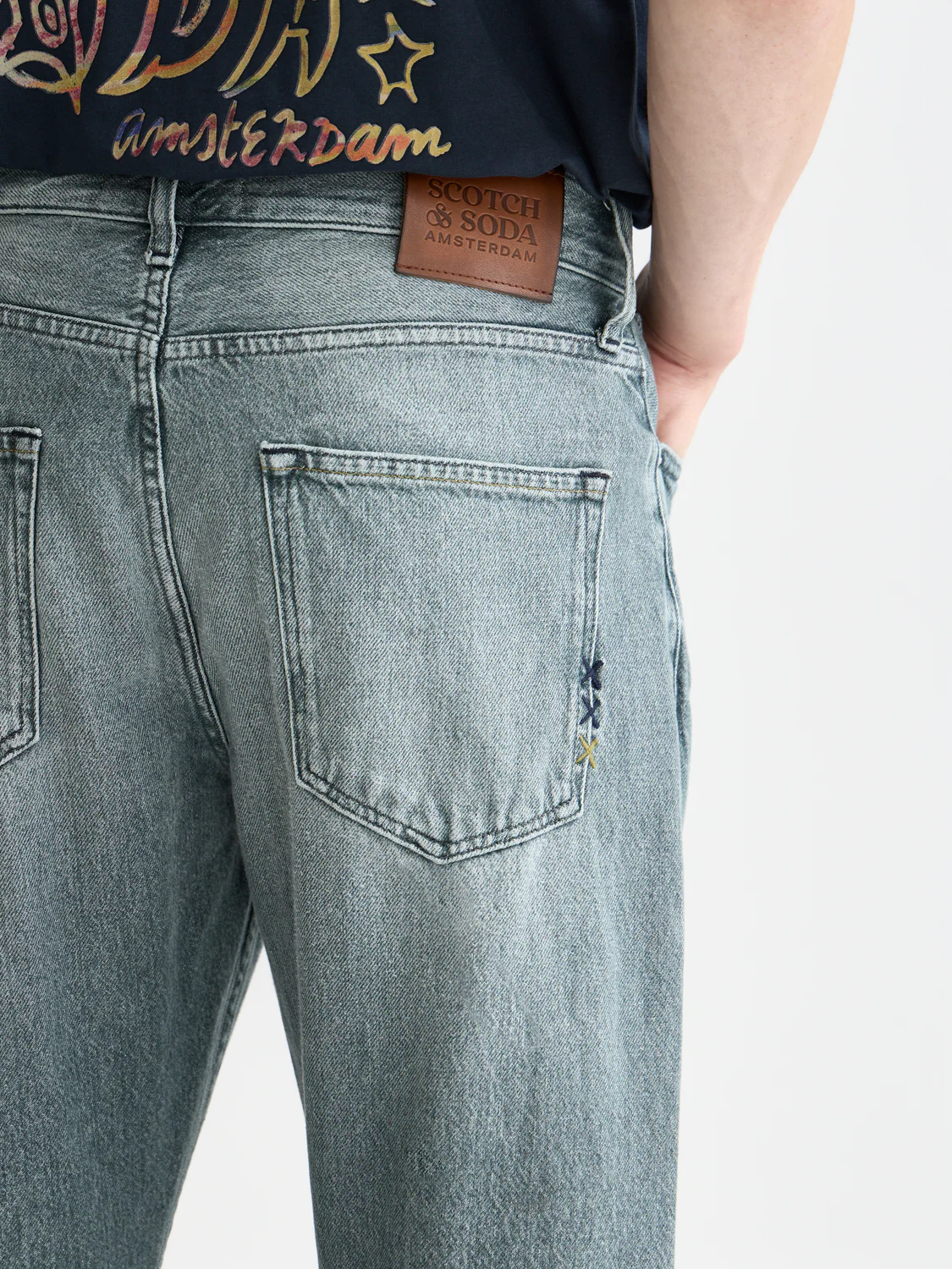 The Dean loose taper jeans - Image 3