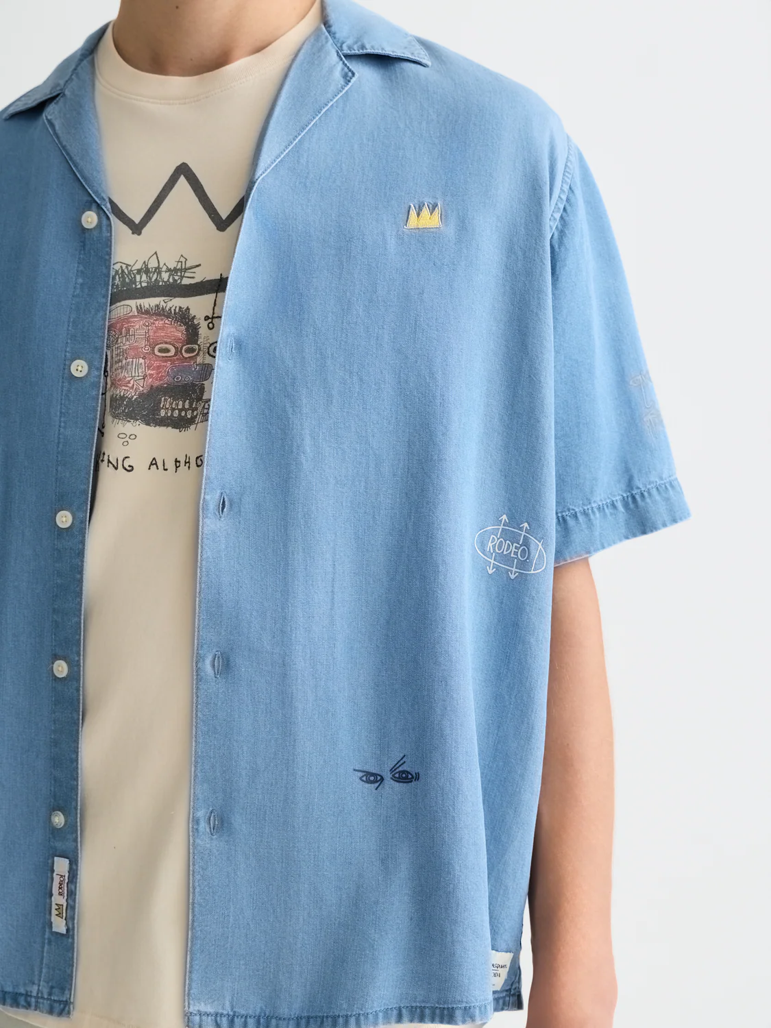 Scotch & Soda x Basquiat Indigo Tencel Relaxed Short-Sleeved Shirt - Image 3