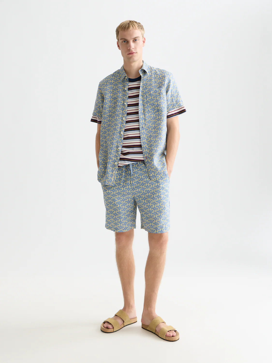 Printed linen short sleeve shirt - Image 2