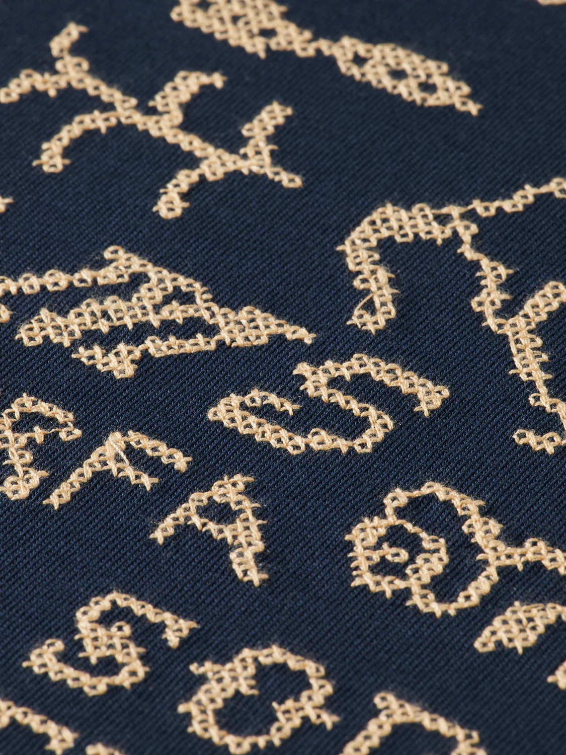 Cross-stitched artwork loose T-shirt - Image 14