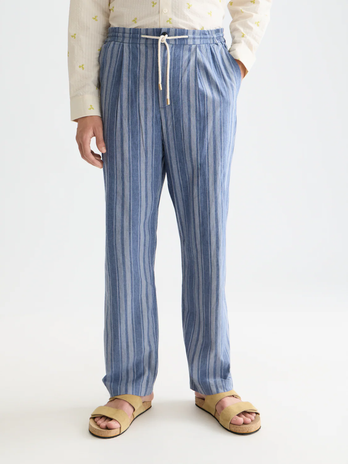 Oliver pleated linen-blend relaxed straight jogger - Image 2