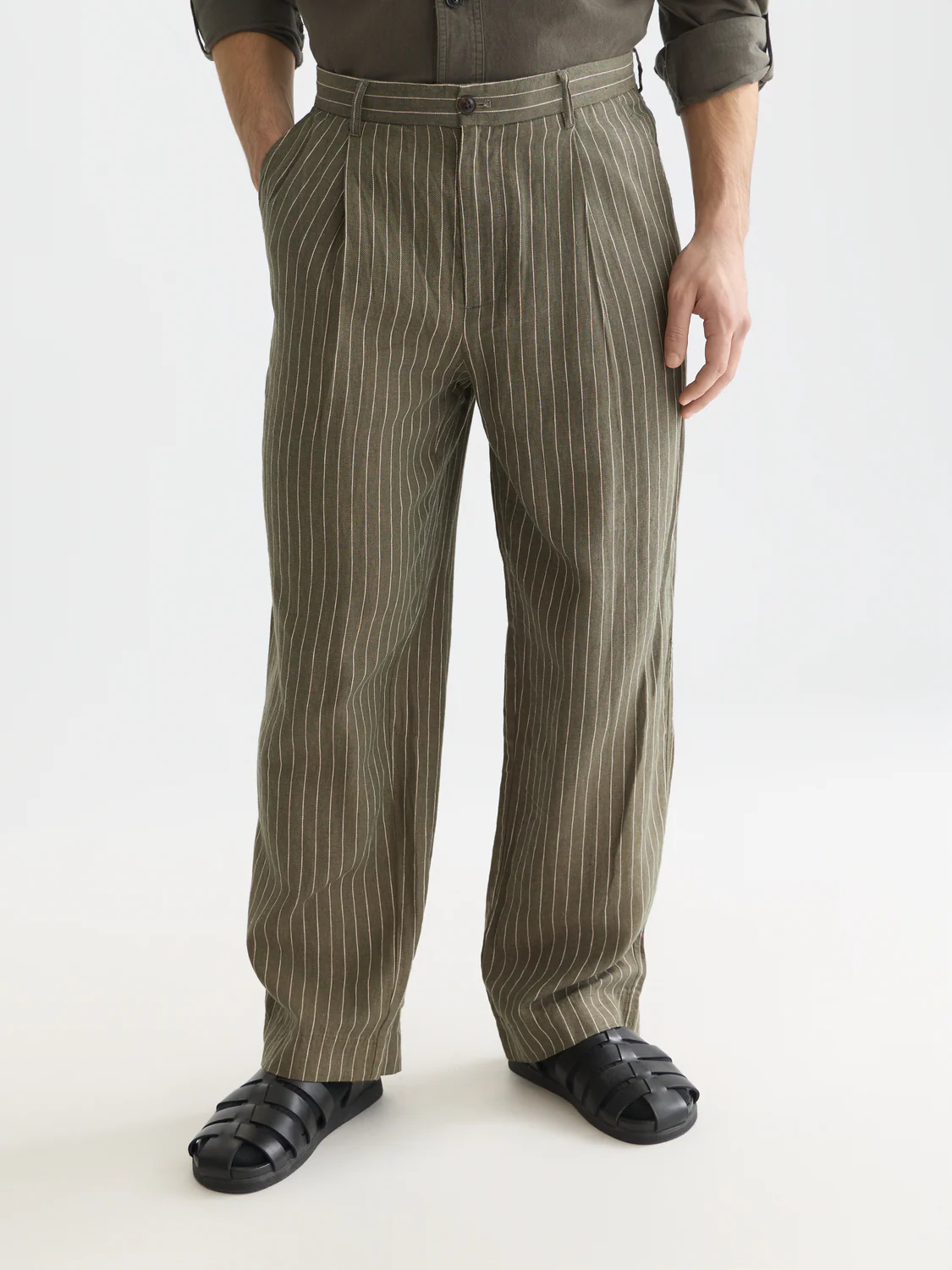 Pleated pinstriped loose straight chino - Image 2