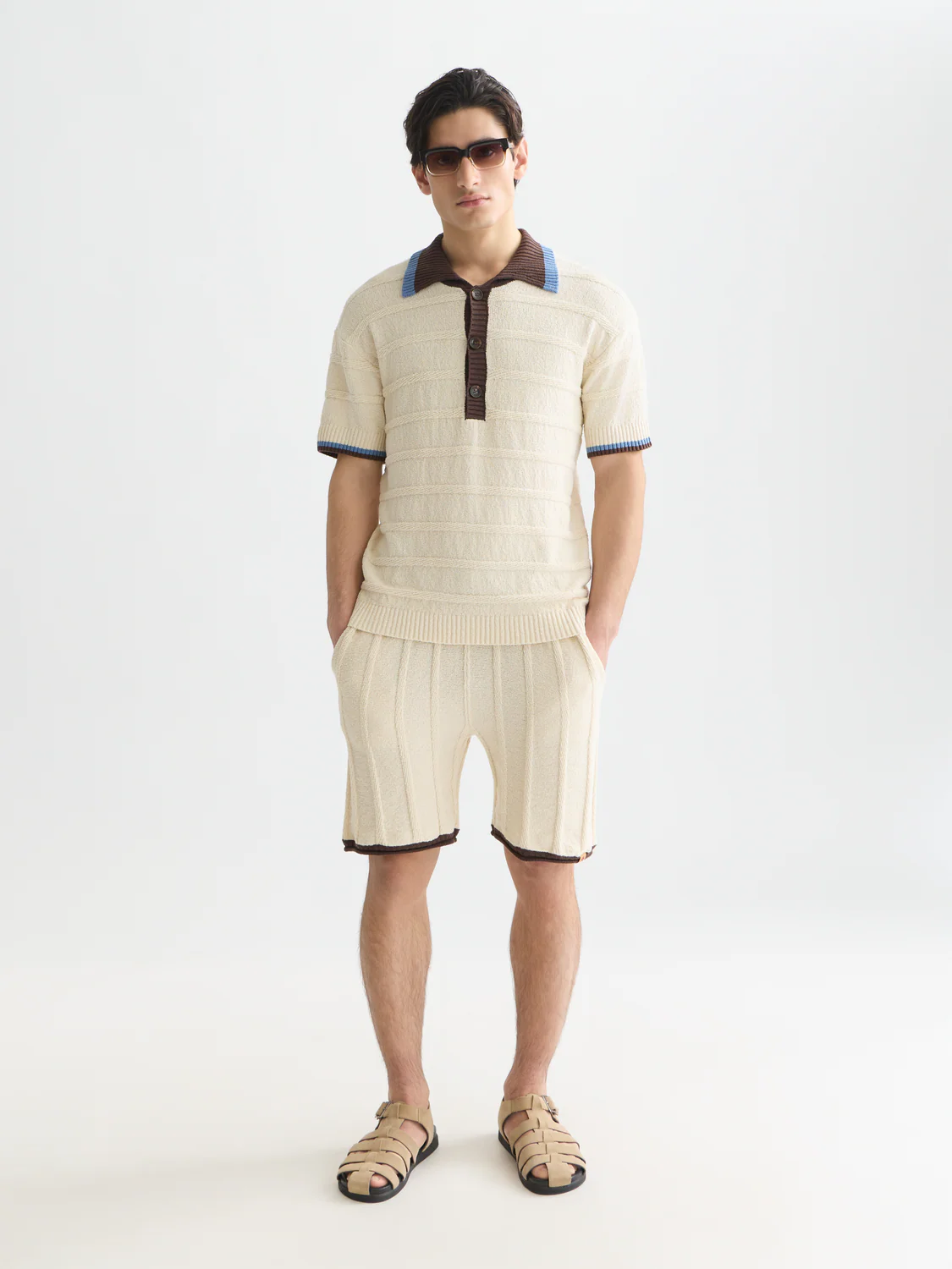 Structured knitted shorts