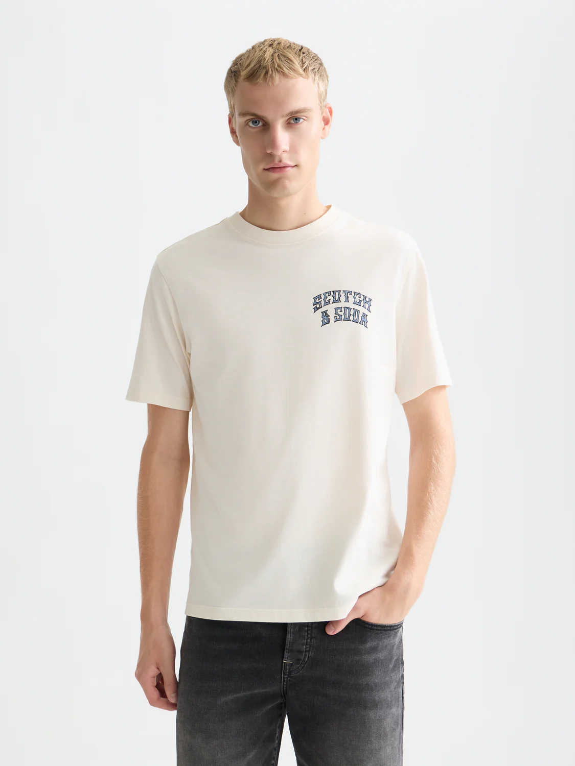 Artwork T-shirt - Image 8