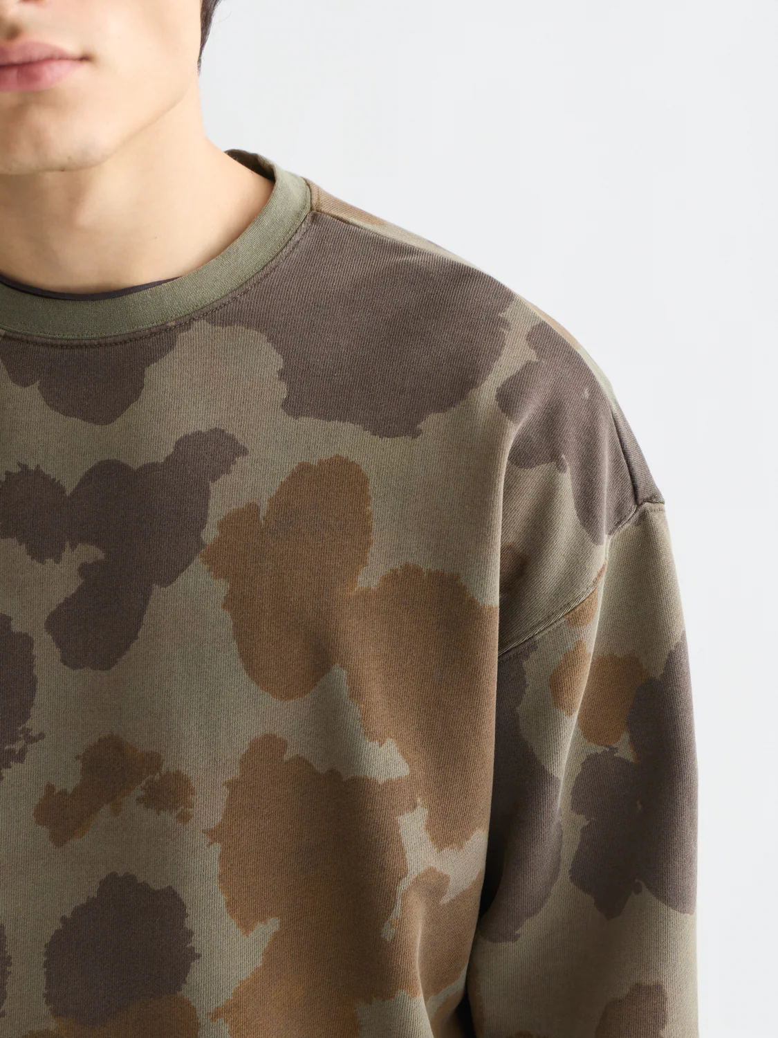 Printed over-dyed loose sweatshirt - Image 3