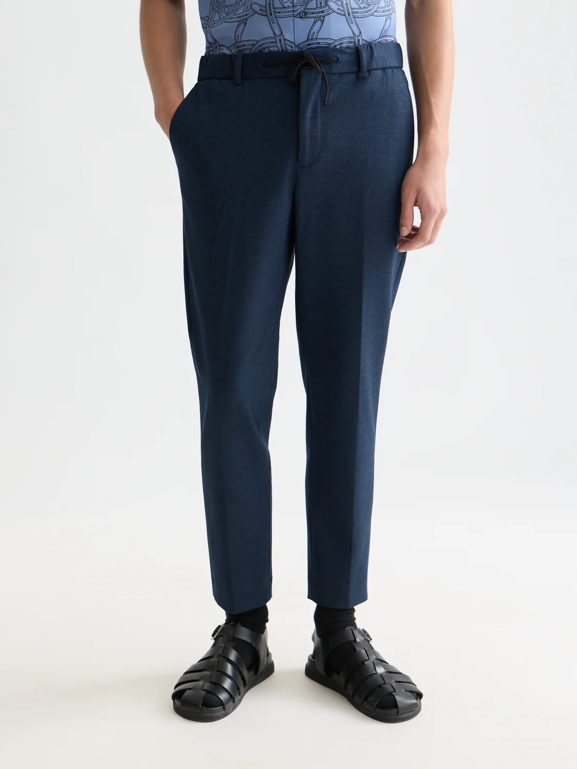 Finch yarn-dyed jersey tapered jogger - Image 9