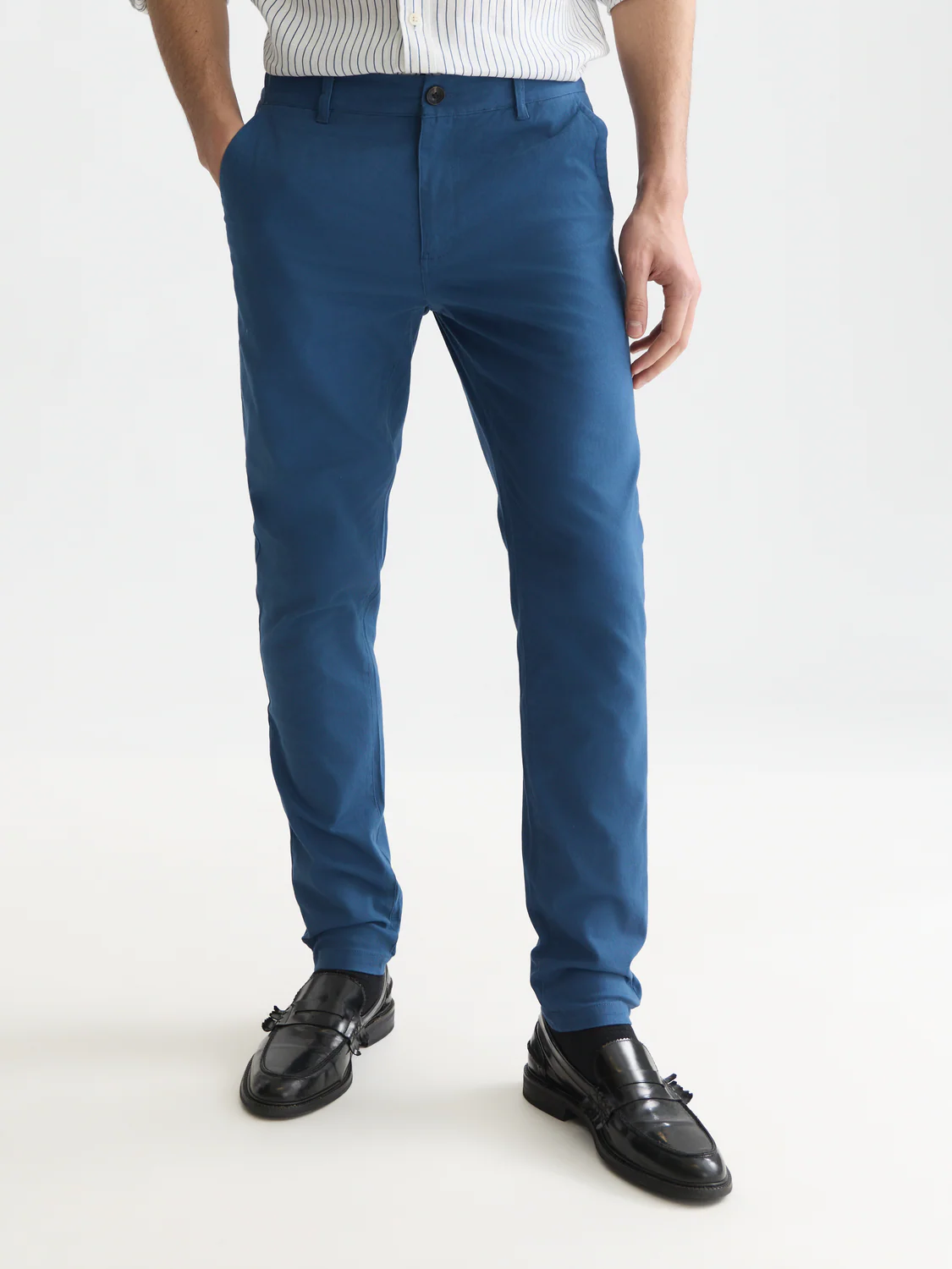 Seasonal core Mott stretch cotton-blend twill chino - Image 2