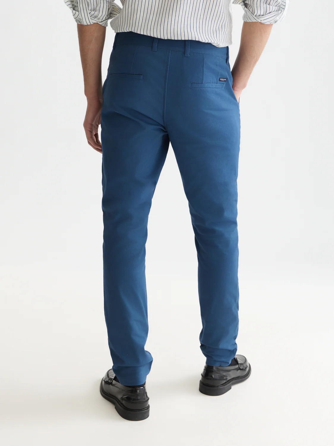 Seasonal core Mott stretch cotton-blend twill chino - Image 4