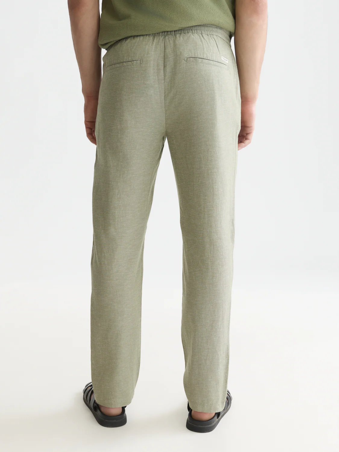 Seasonal Essentials Warren cotton-linen twill jogger - Image 4