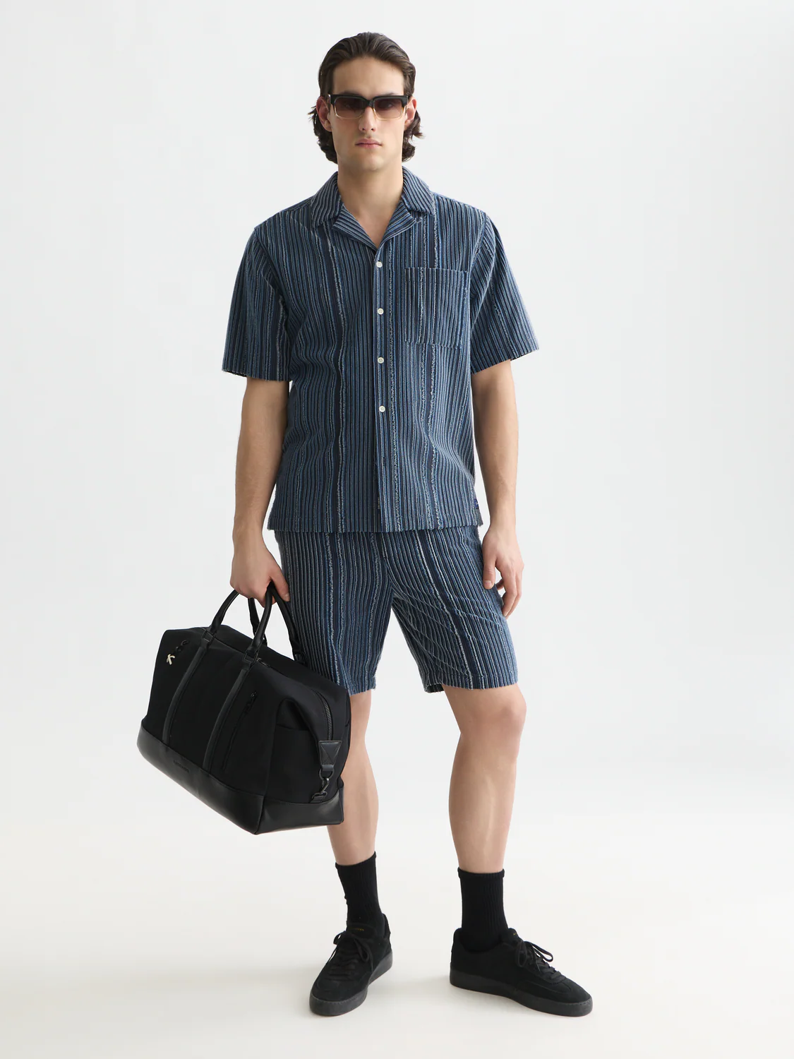 Textured relaxed short sleeve shirt - Image 2