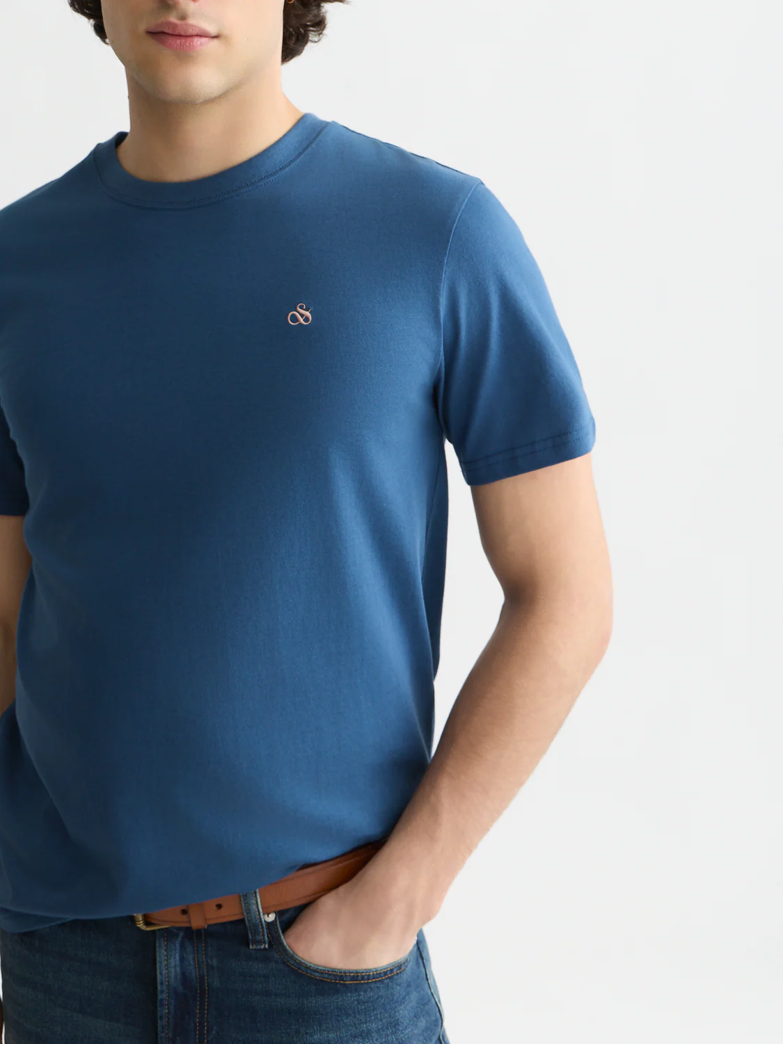 Seasonal Essentials logo T-shirt - Image 17