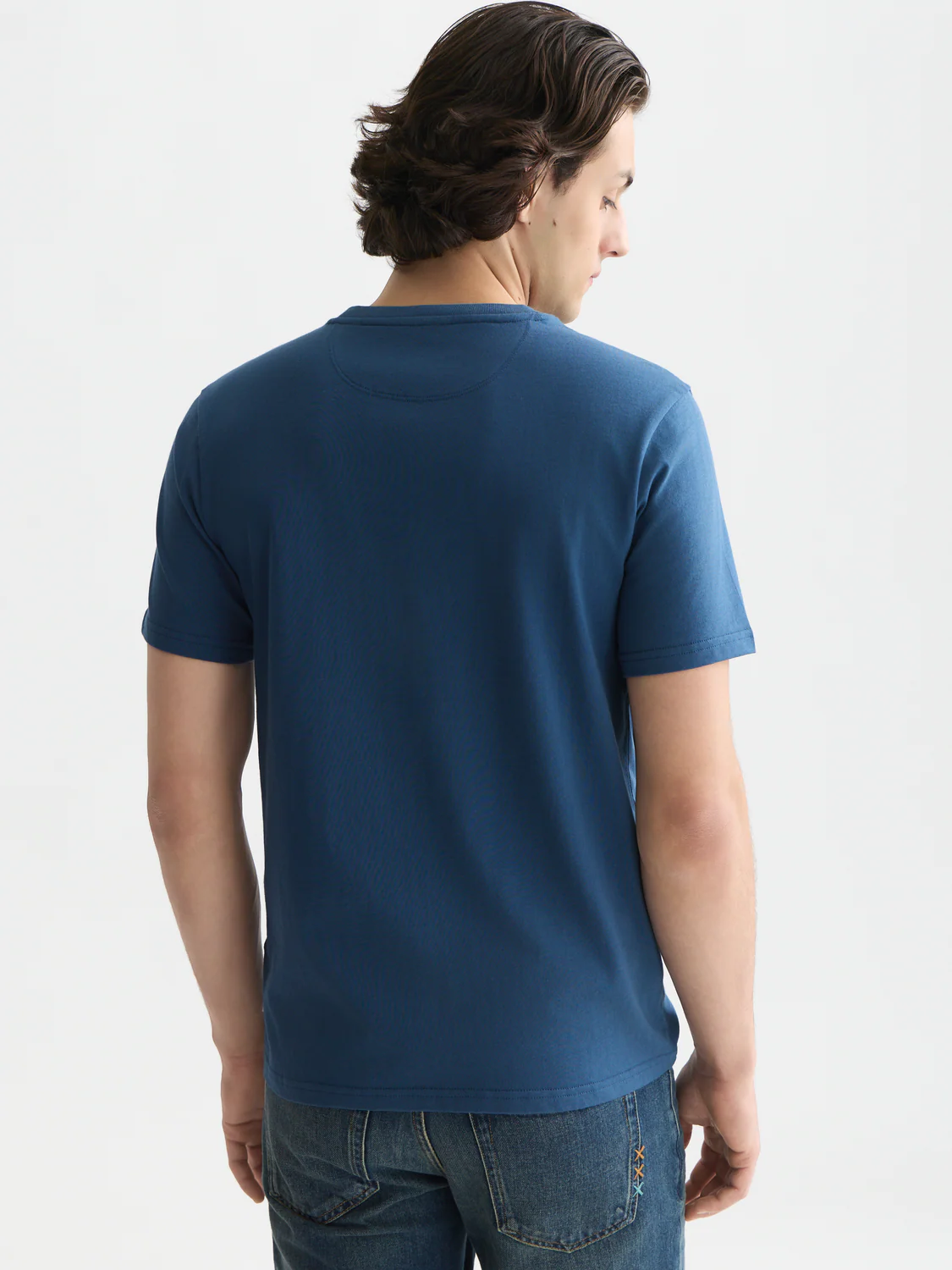 Seasonal Essentials logo T-shirt - Image 18