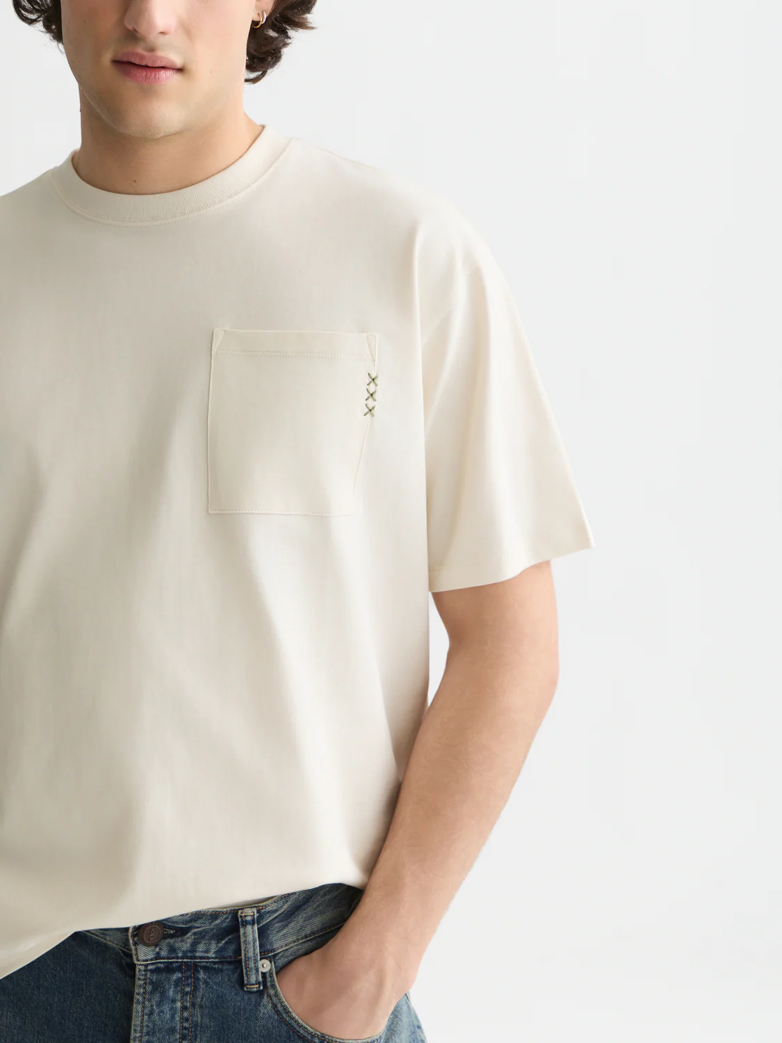 Seasonal core 3 crosses chest pocket loose-fit T-shirt - Image 3