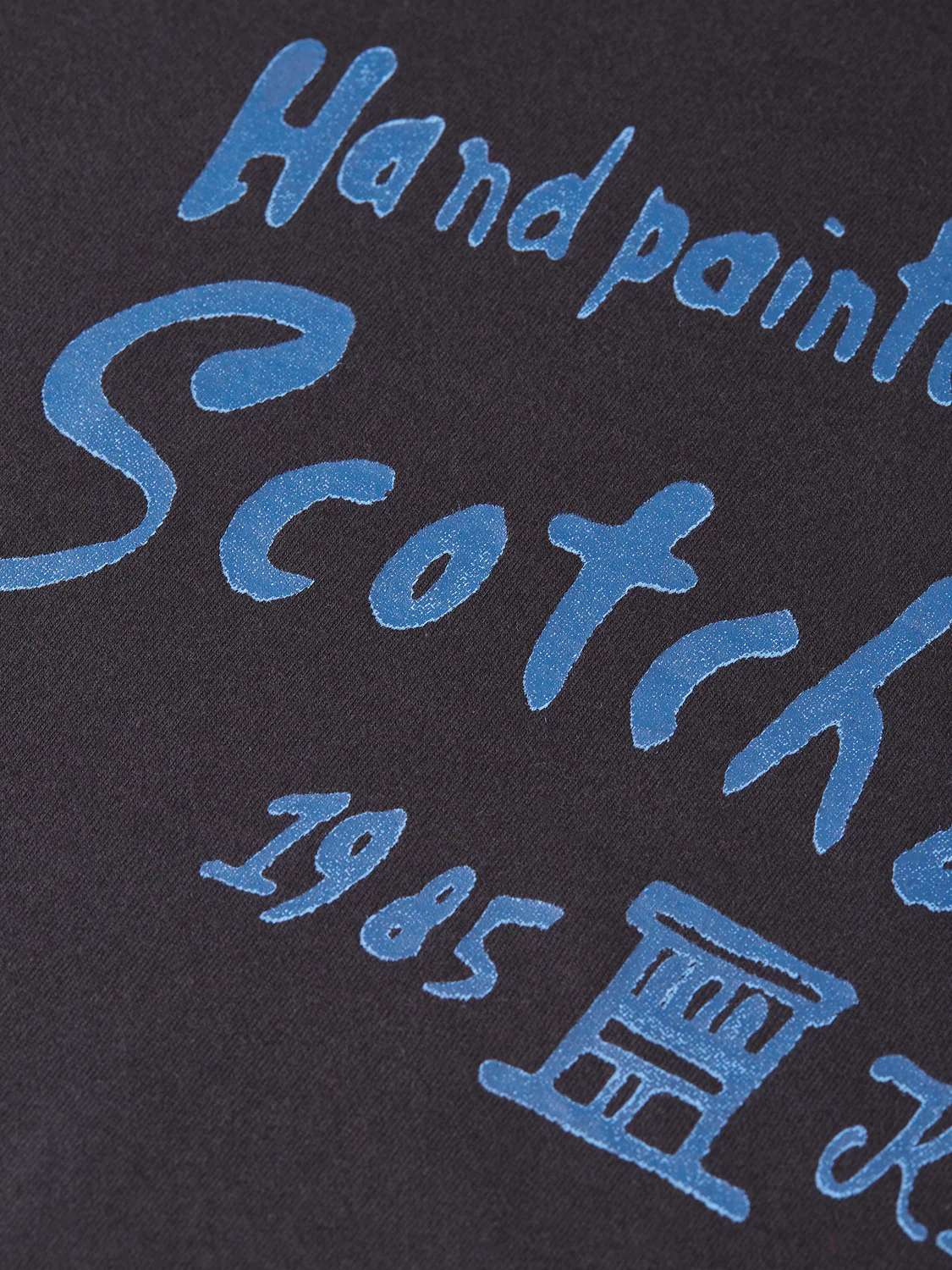 Front artwork regular-fit T-shirt - Image 14