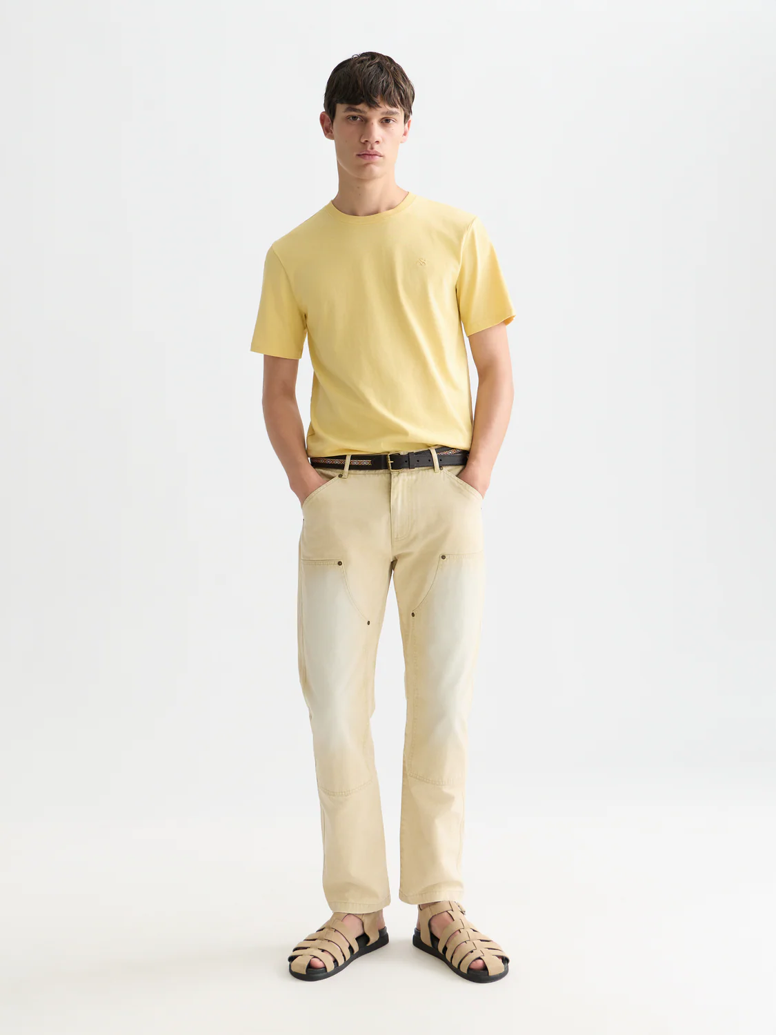 Seasonal Essentials logo T-shirt - Image 9