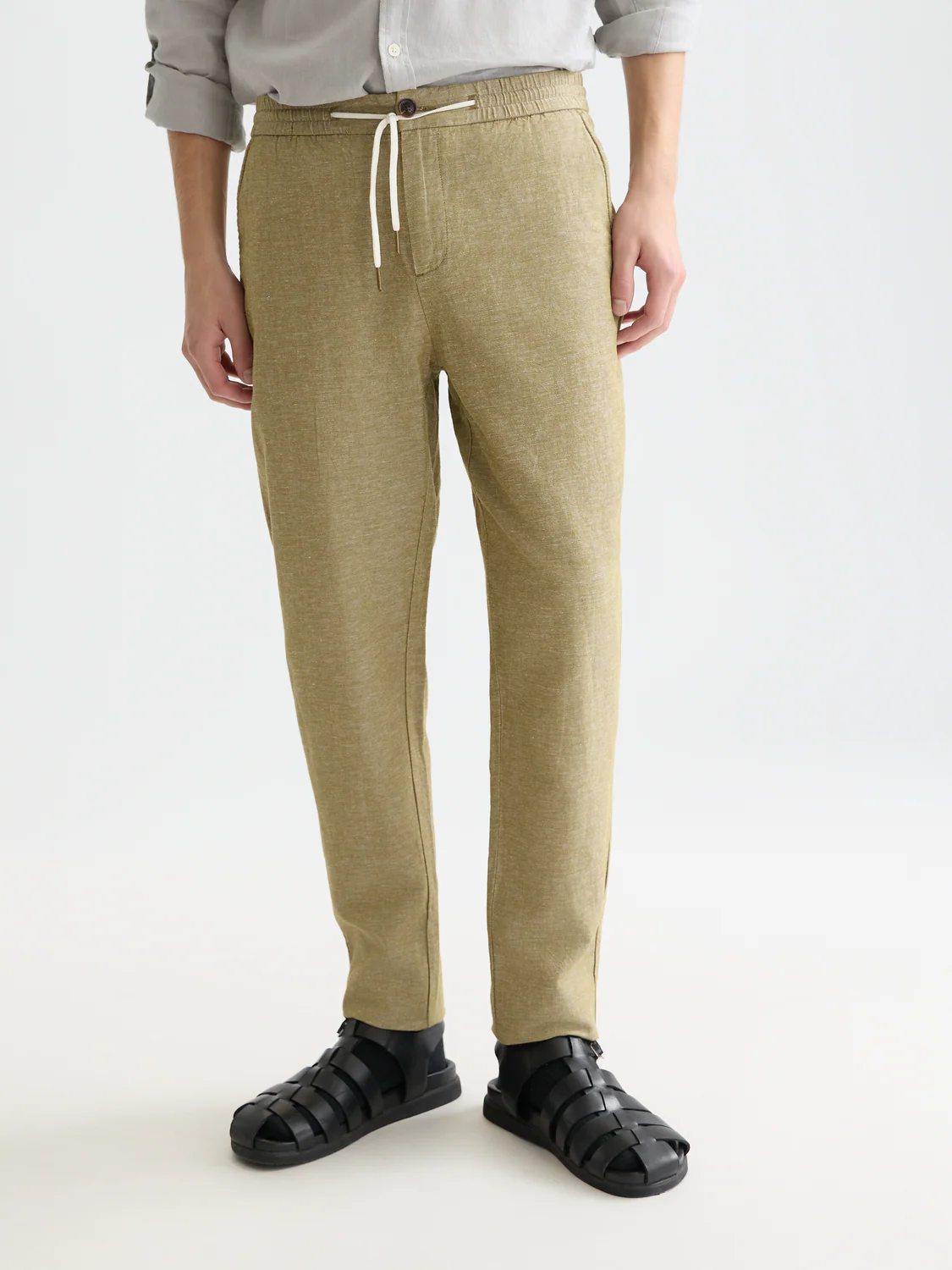 Seasonal Essentials Warren cotton-linen jogger - Image 9