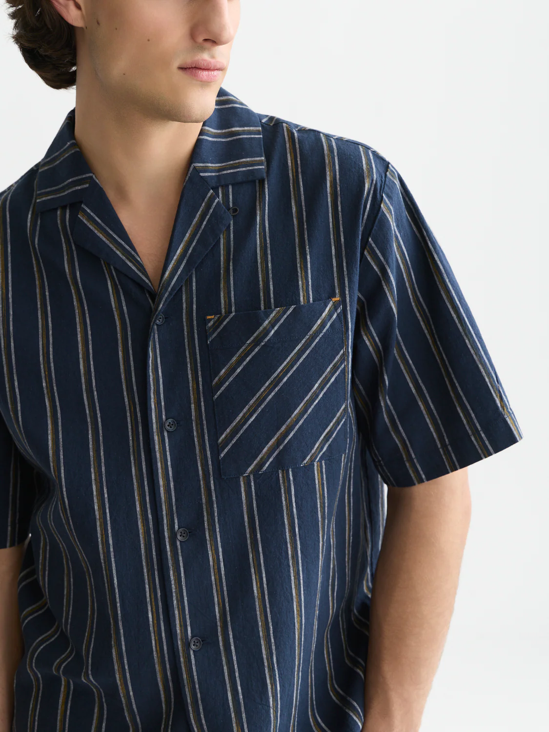 Striped linen relaxed short sleeve shirt - Image 3