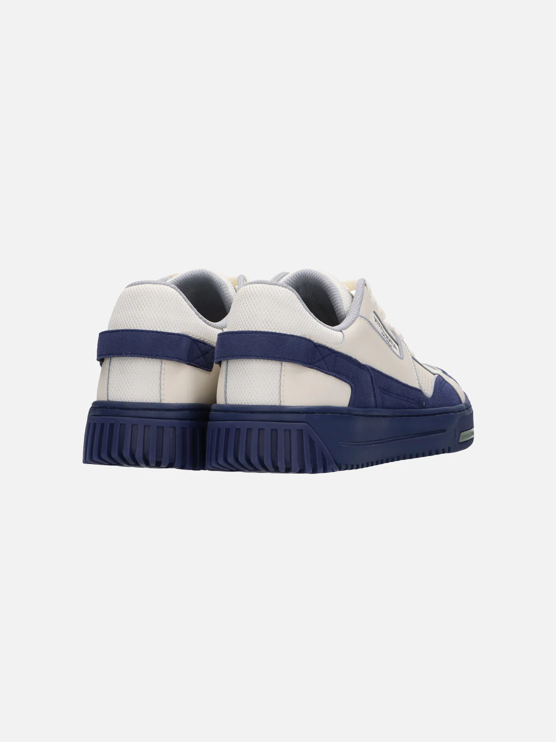 New Cup - Sneakers - Image 4