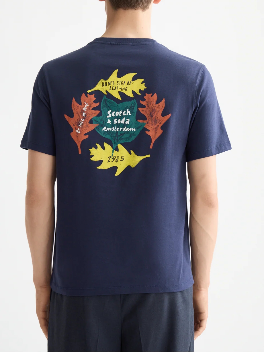 Regular Artwork T-shirt - Image 4