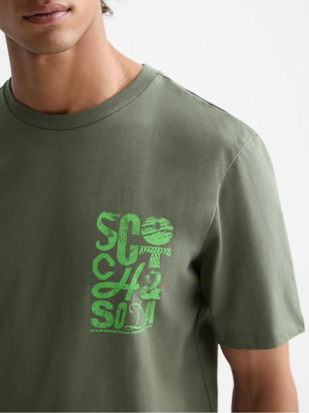 Regular Logo T-shirt - Image 10