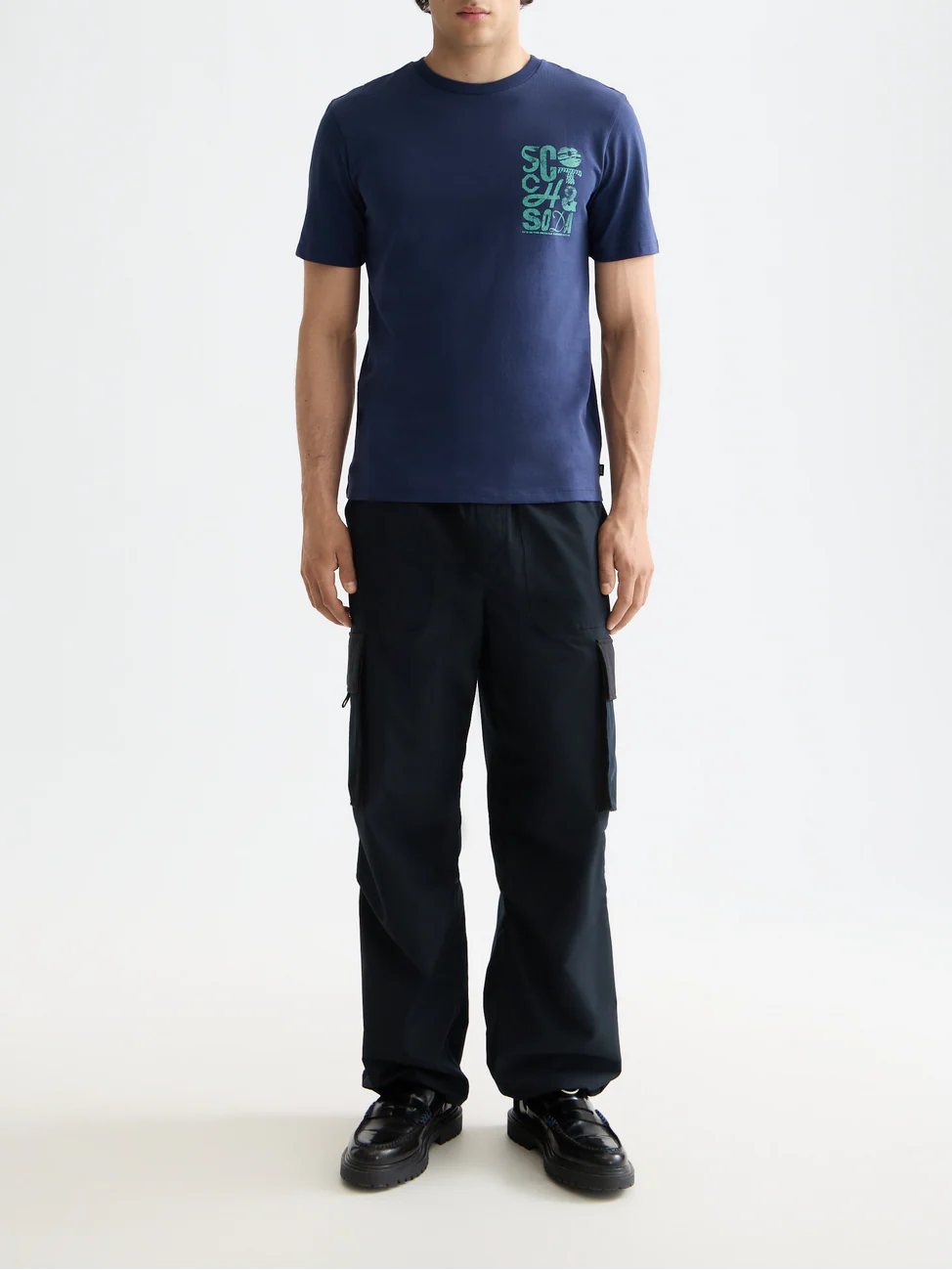 Regular Logo T-shirt - Image 16