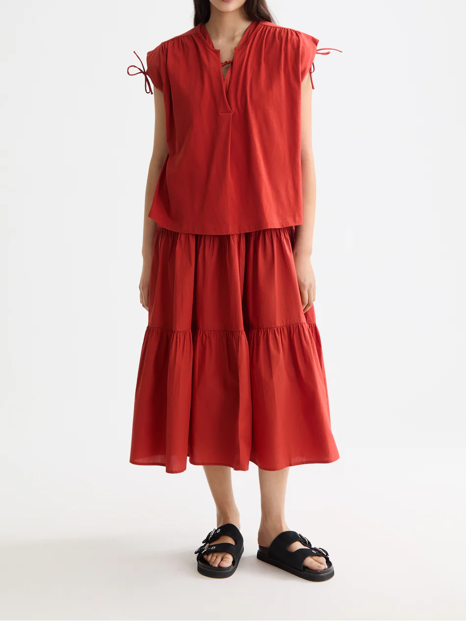 Drapey V-neck T-shirt - Image 12