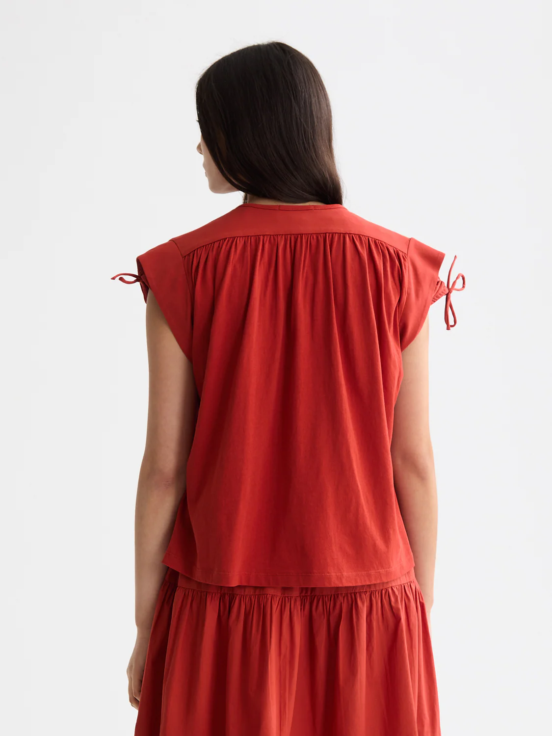 Drapey V-neck T-shirt - Image 13