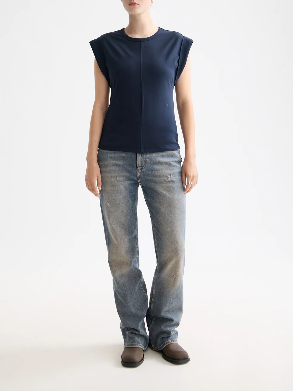 Fitted rolled-up sleeve T-shirt - Image 2