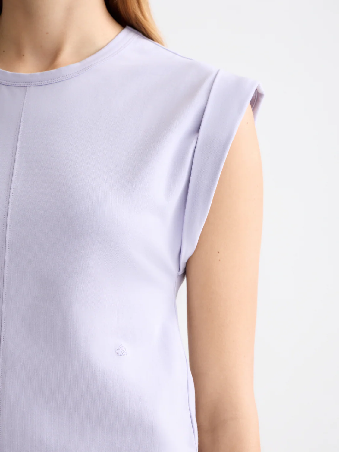 Fitted rolled-up sleeve T-shirt - Image 9