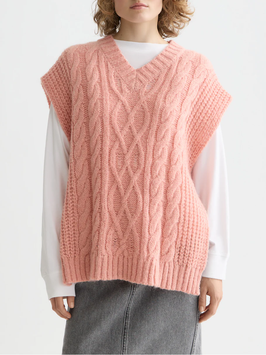 Cable stitch spencer - Image 8