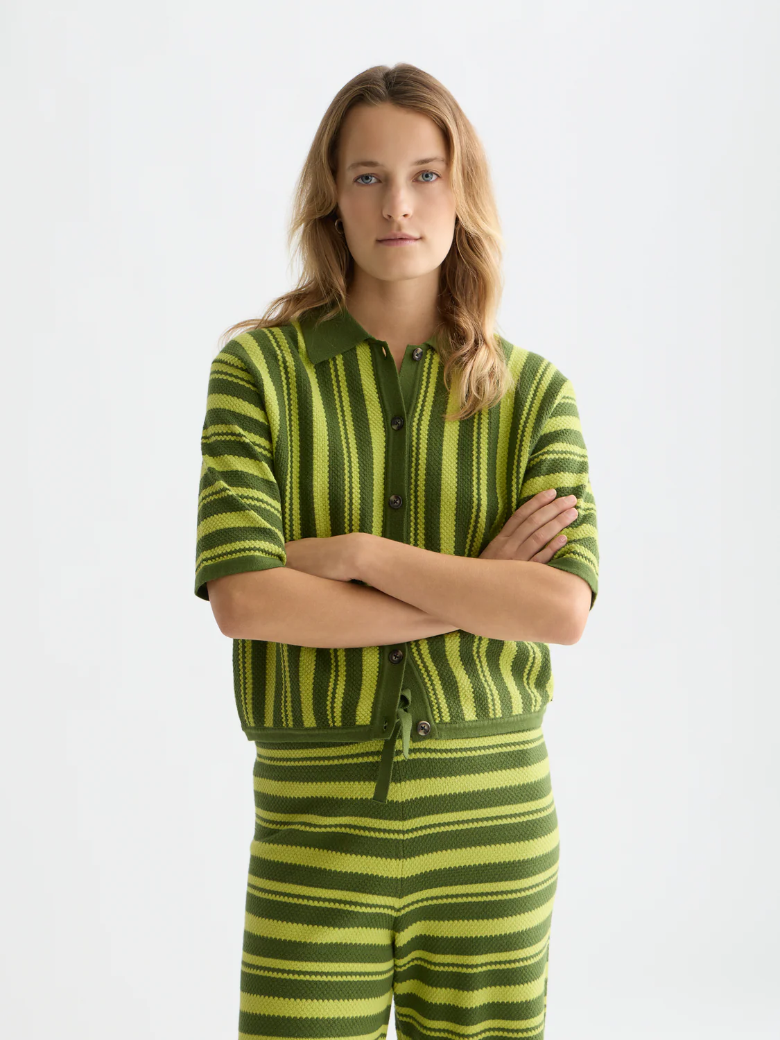 Textured vertical stripe knitted top