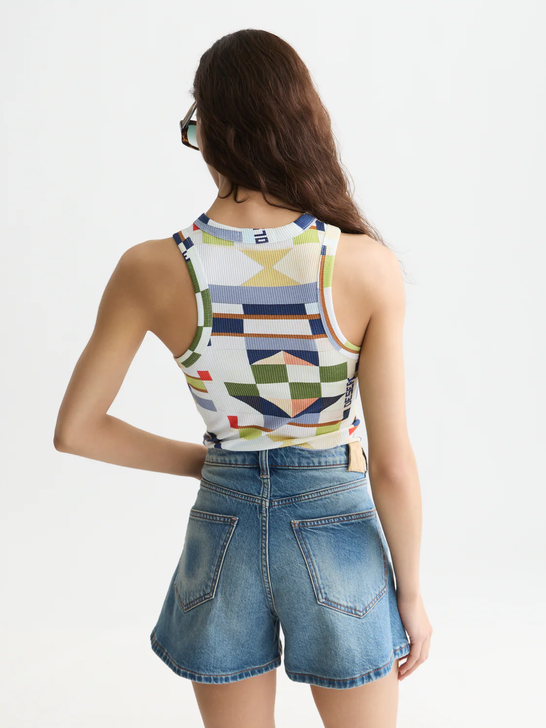 All over printed tank - Image 25