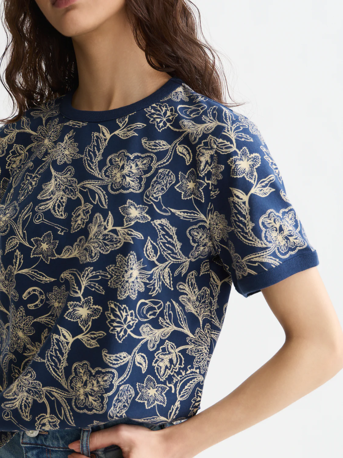 Printed T-shirt - Image 10