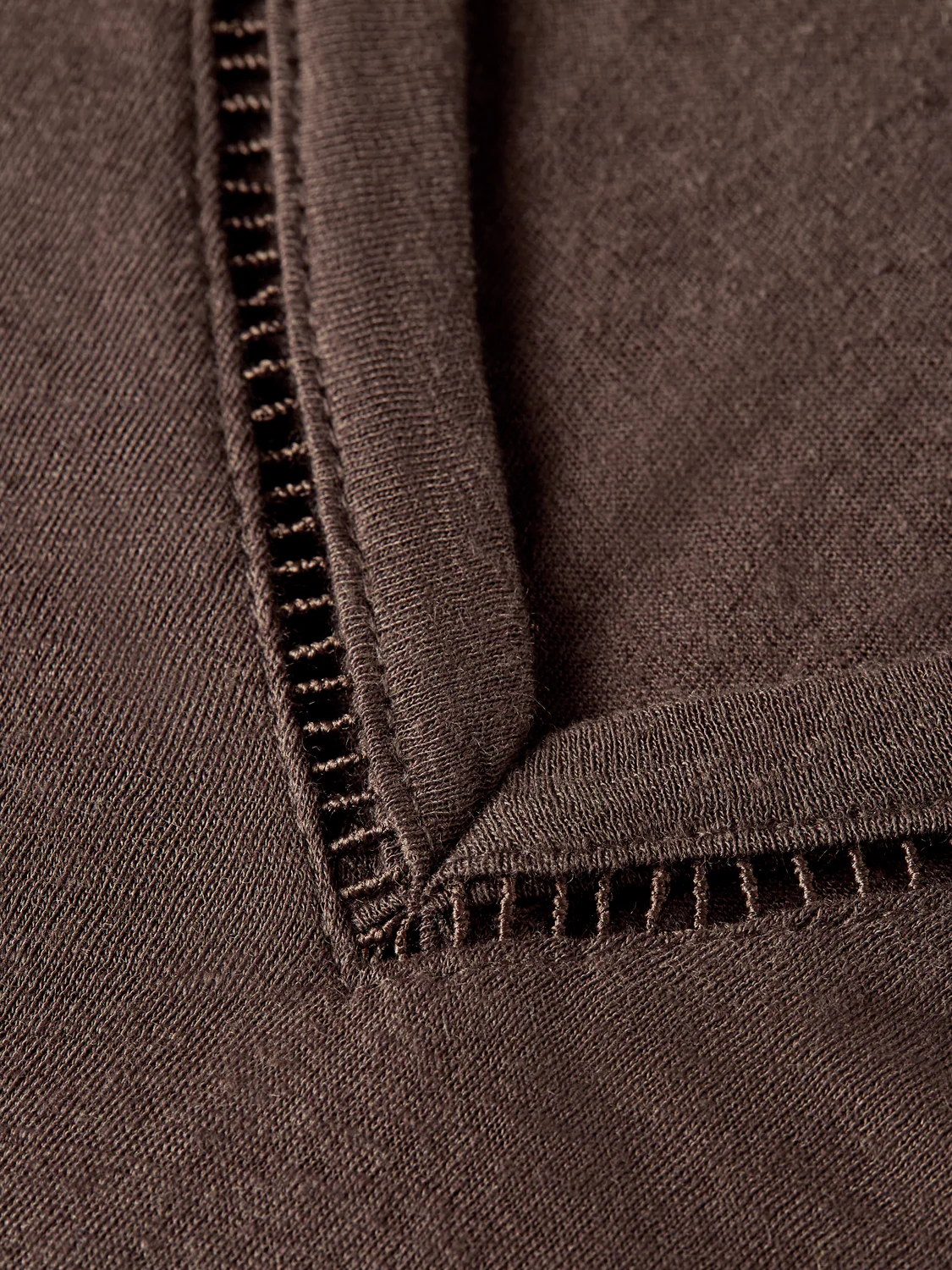Linen V-neck T-shirt - Image 14