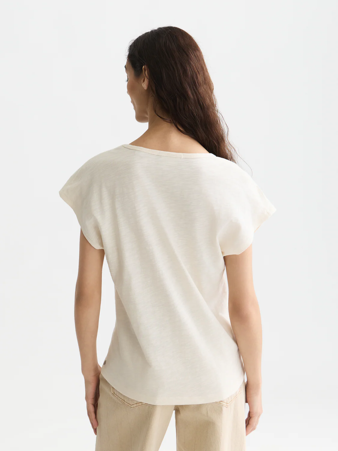 Embroidered V-neck T-shirt - Image 11