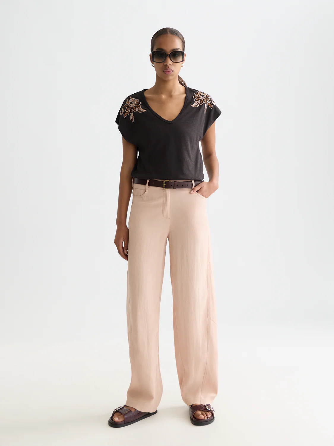 Embroidered V-neck T-shirt - Image 2