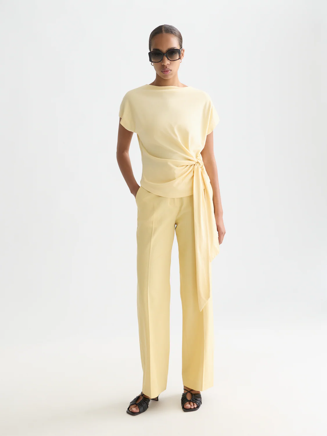 Knotted slash neck T-shirt - Image 9