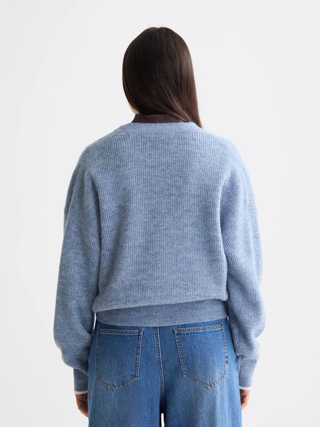 Fuzzy crew neck pullover - Image 10
