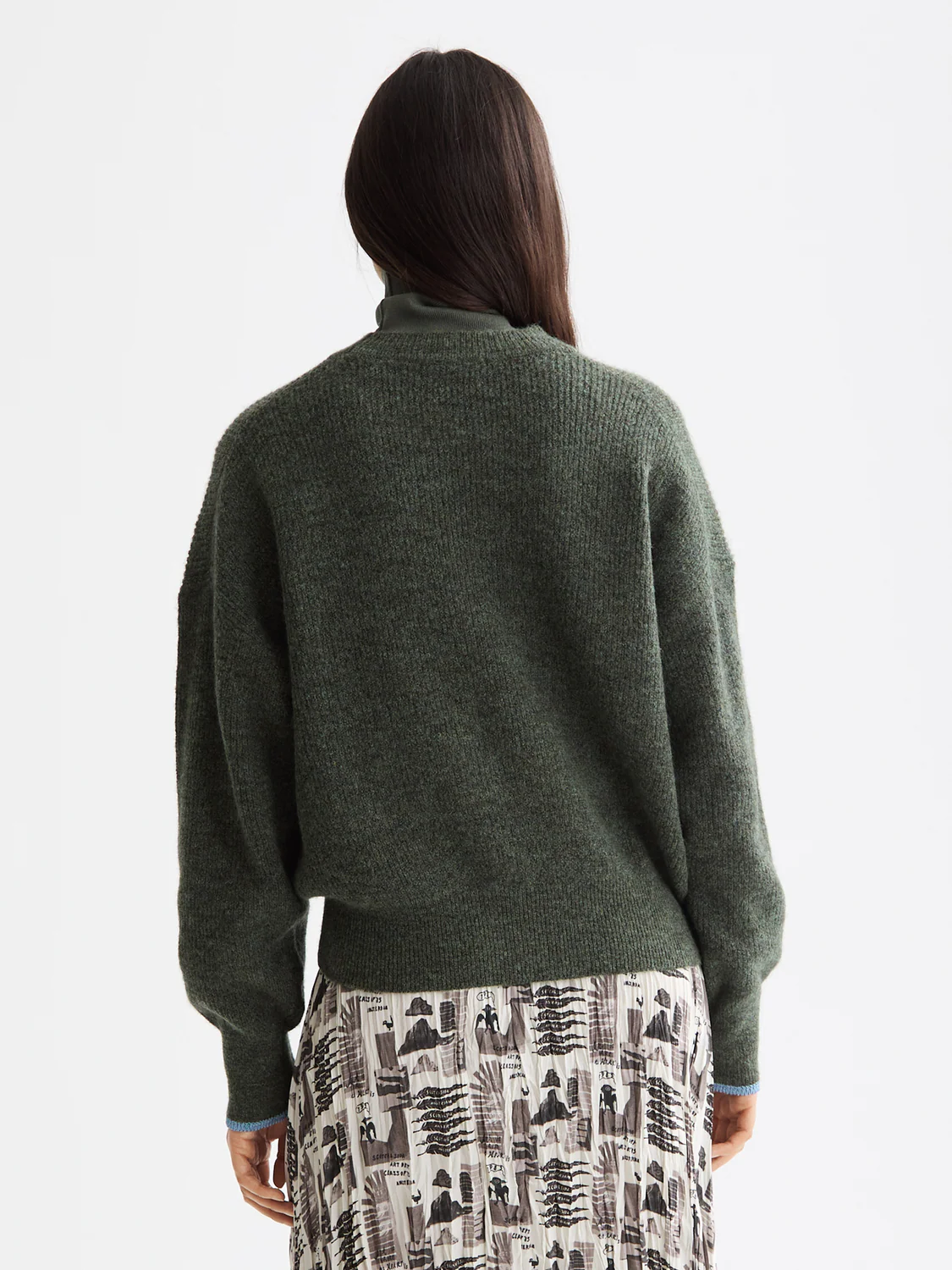 Fuzzy crew neck pullover - Image 4