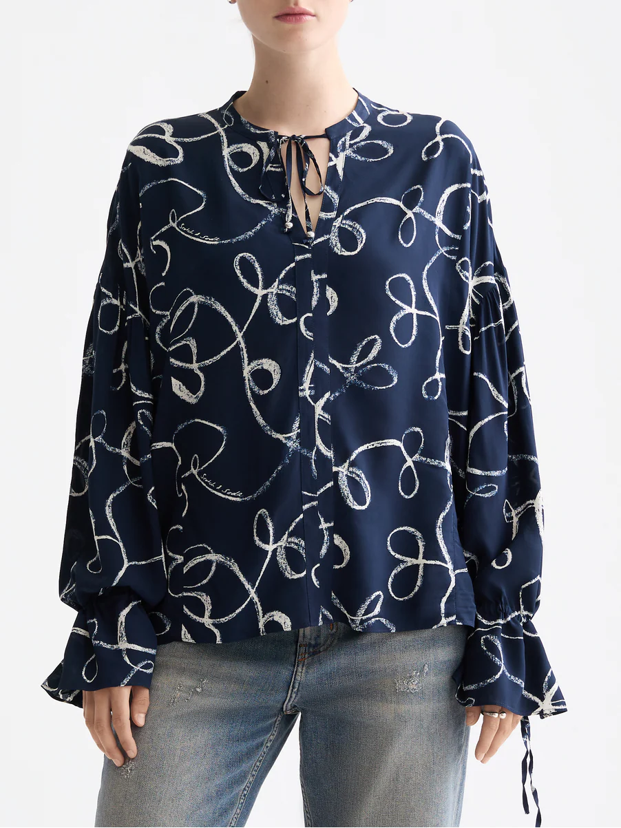Easy top with draw string cuffs - Image 8