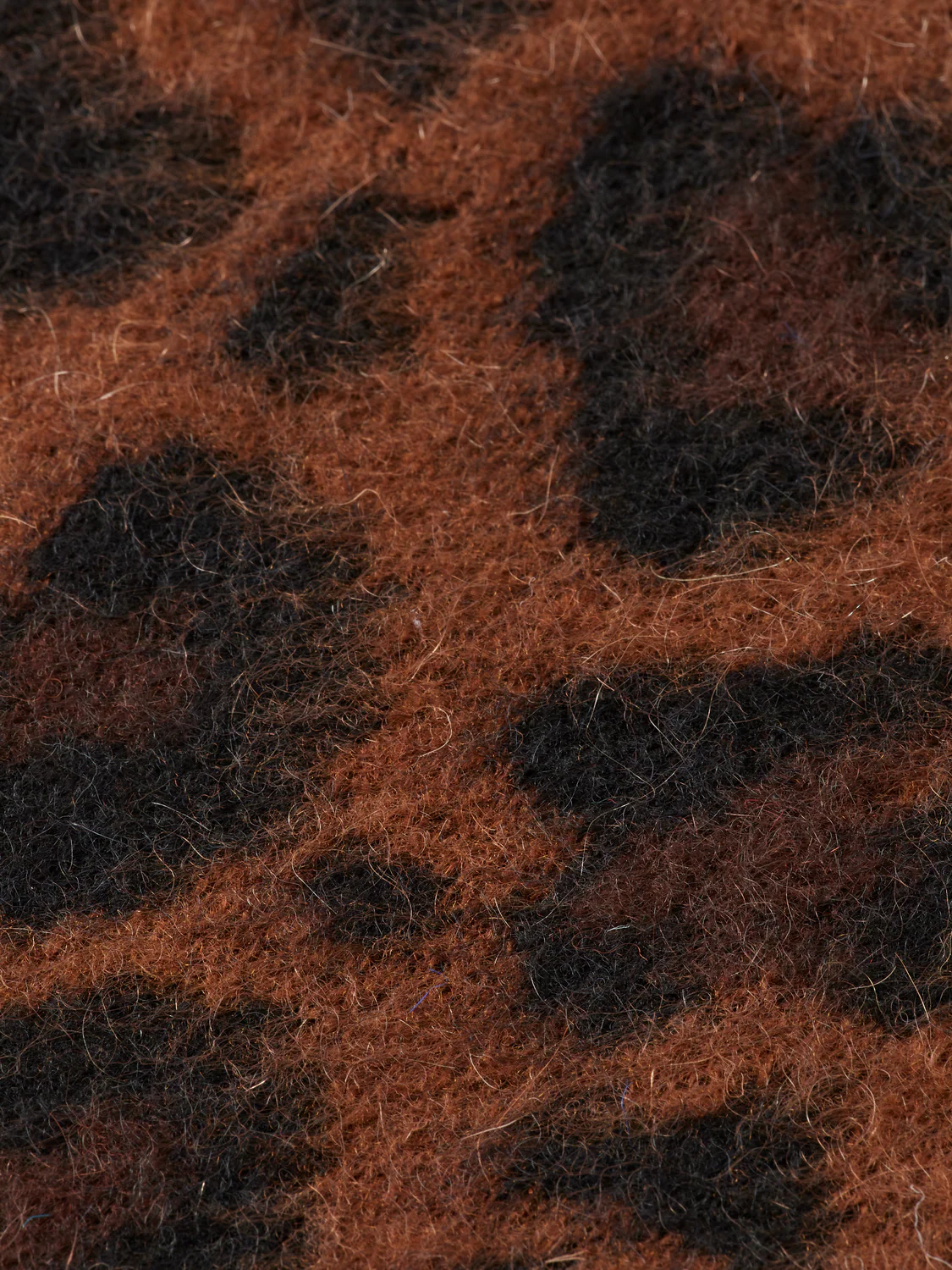 Fuzzy jacquard pullover - Image 14