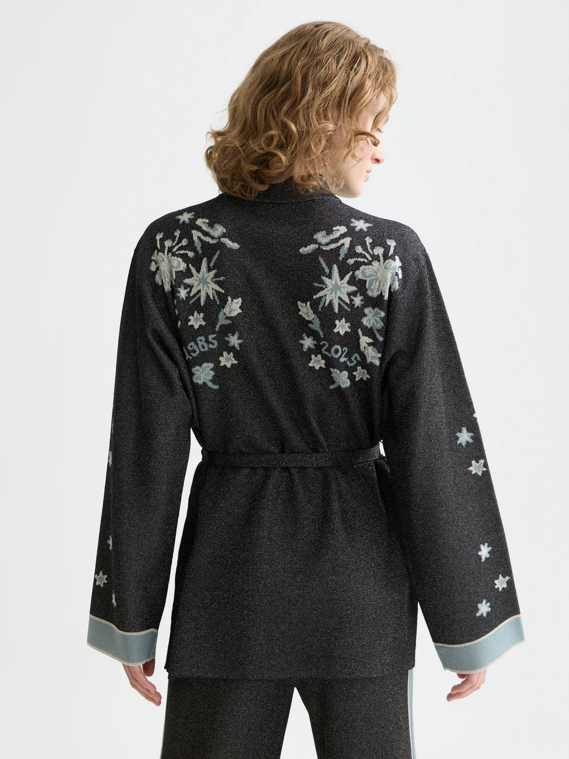 Jacquard belted knitted jacket - Image 4