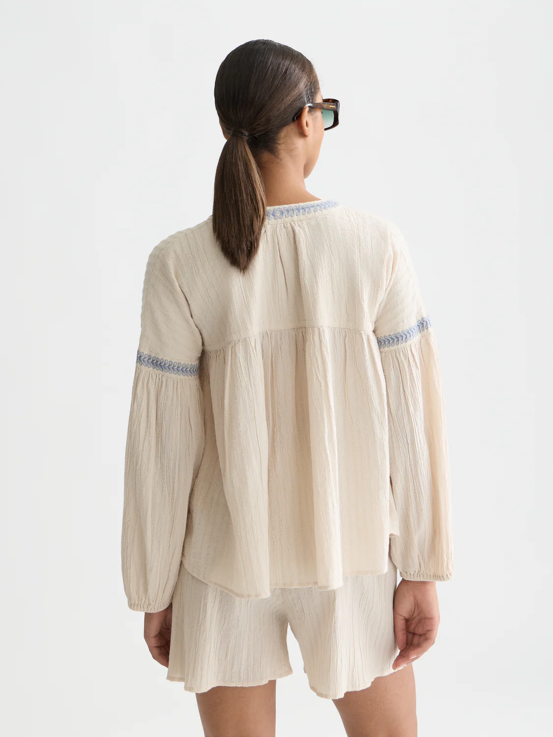 Cotton crepe blouse with embroidered details - Image 4